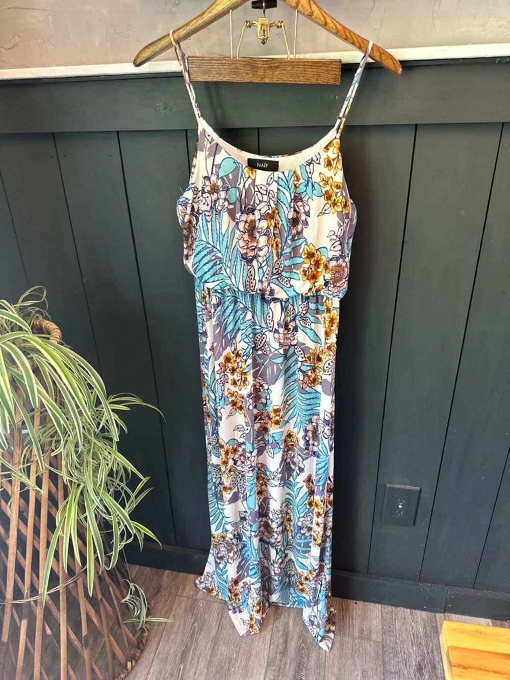 Naif Floral Blue White Tan Cream Maxi‎ Dress size L